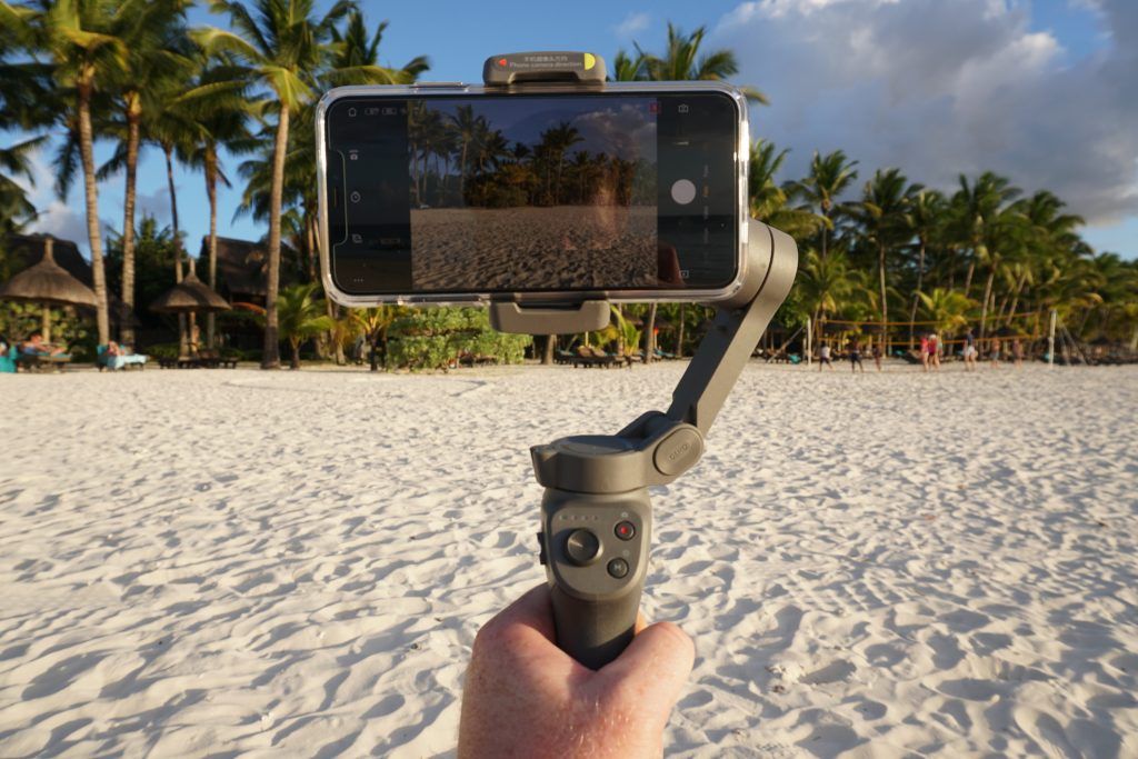 DJI Osmo Mobile 3 reviewed: Is the gimbal currently the best smartphone stabilizer on the market? We thoroughly tested it on holiday on the island of Mauritius. Photo: Sascha Tegtmeyer