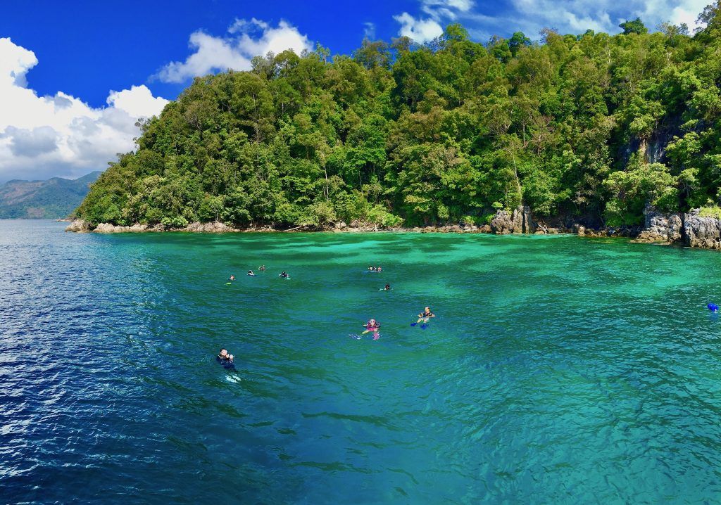 Dykning på Koh Lipe: rundt om den lille ø er der vidunderlige dykkesteder i Tarutao National Park.