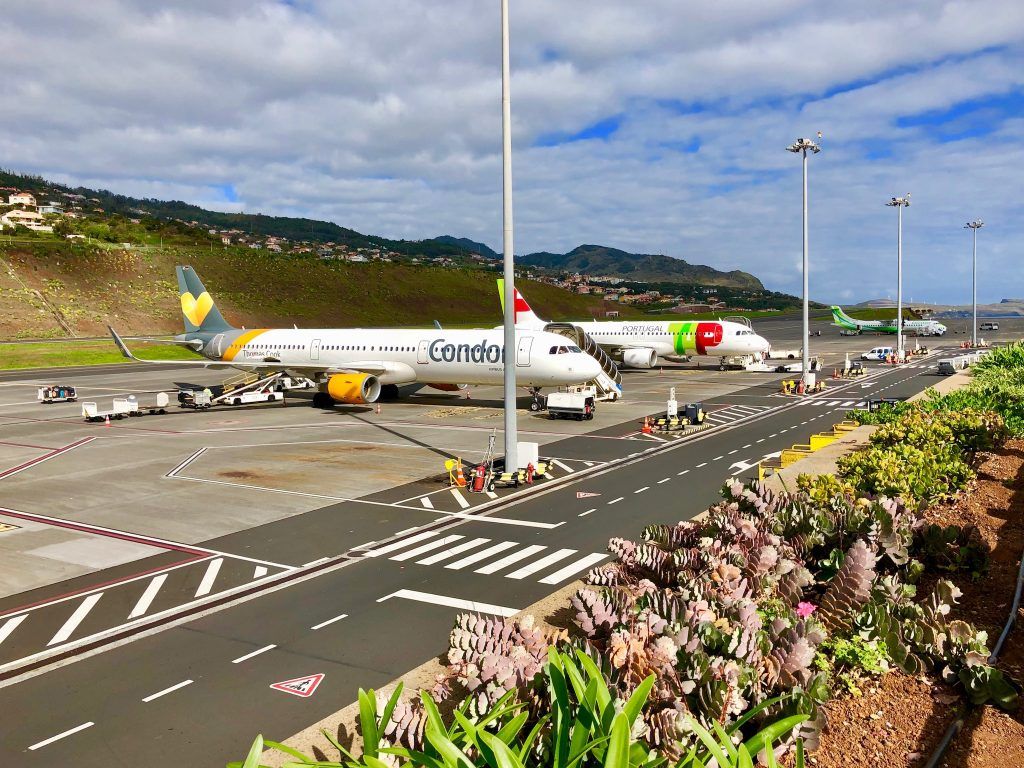 Der Cristiano-Ronaldo-Airport auf Madeira gehört zu den gefährlichsten Flughäfen auf der Welt – doch auch Erstflieger müssen sich keine Sorgen machen – die Wahrscheinlichkeit eines Unfalls geht gegen Null. Foto: Sascha Tegtmeyer