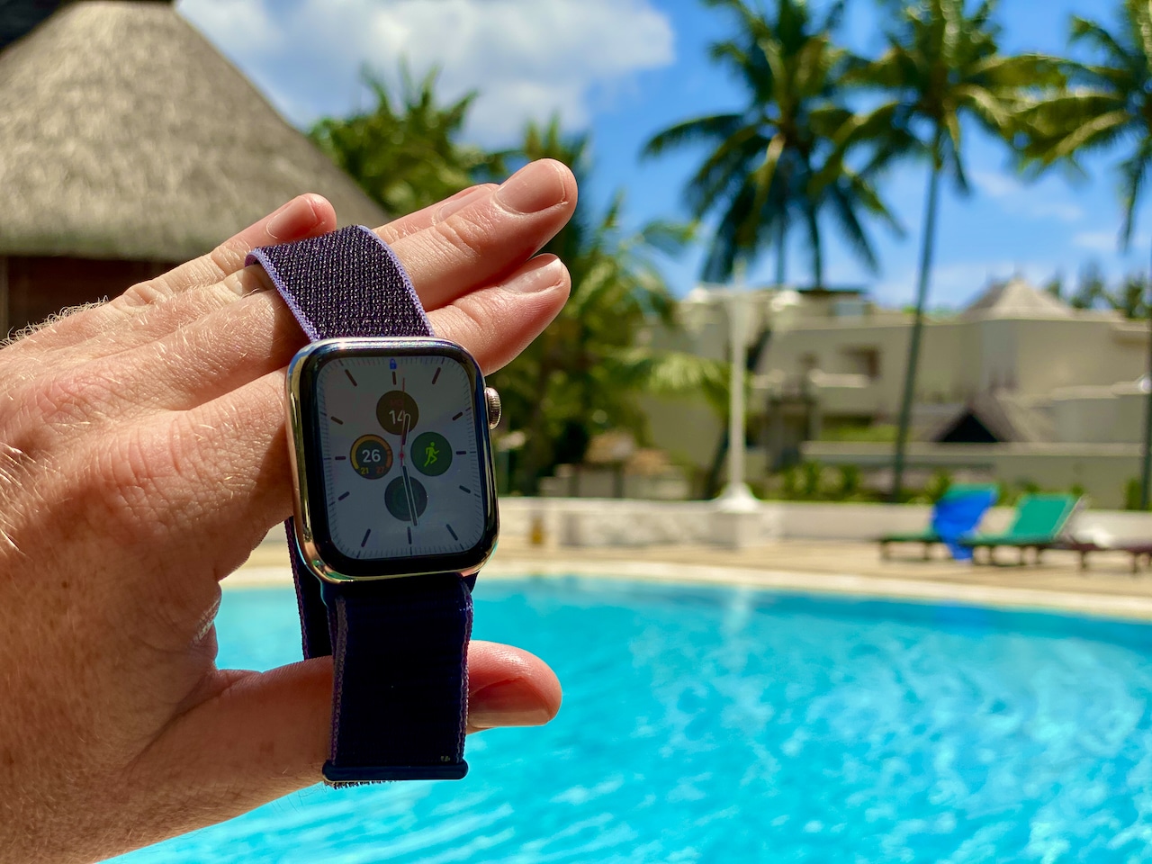 Apple Watch Sport Loop Test & Experiences – Sports armband for all cases?