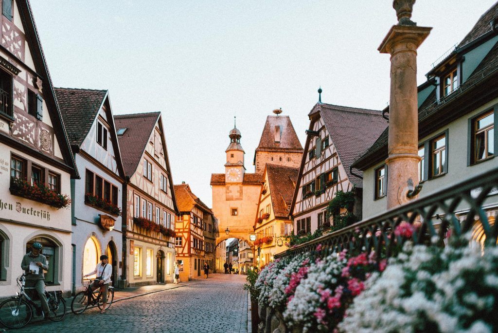 Beaucoup de petits villages et villes pittoresques - c'est ainsi que beaucoup imaginent des vacances en Allemagne. Photo: Unsplash