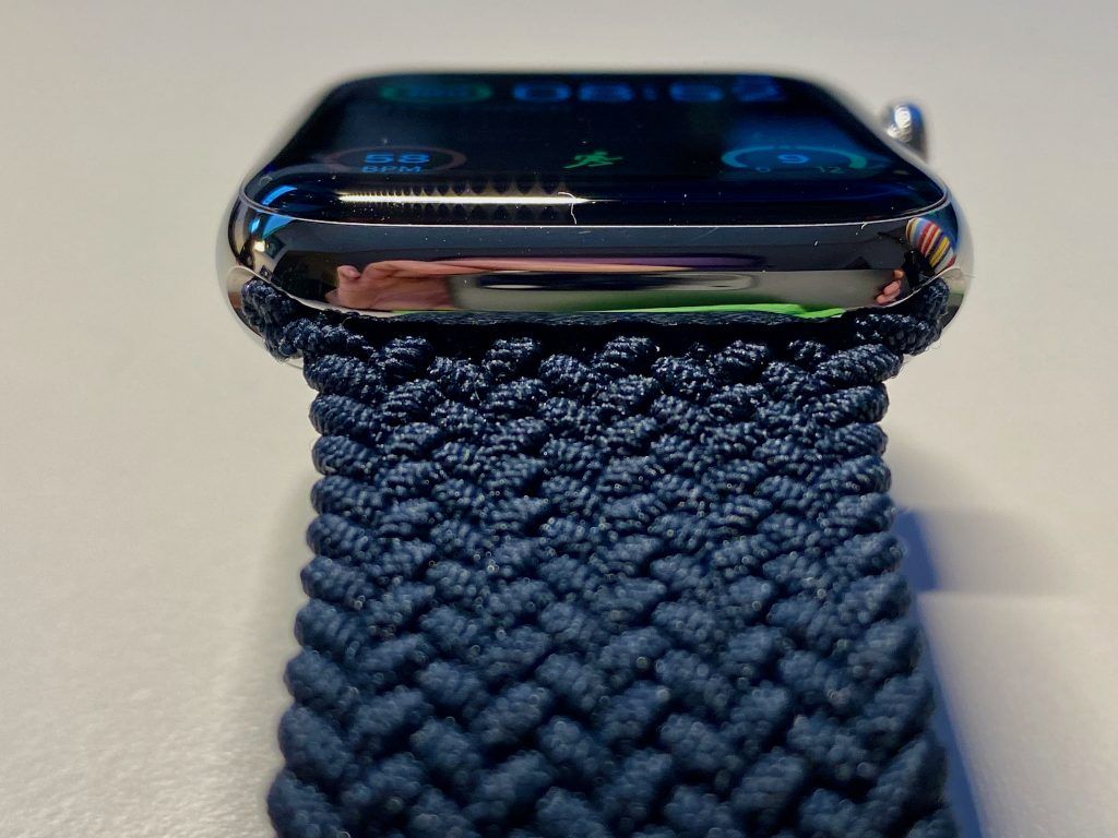 Das geflochtene Armband hat laut Apple 16.000 Fäden aus 100 Prozent recyceltem Polyestergarn in jedem Armband. Foto: Sascha Tegtmeyer