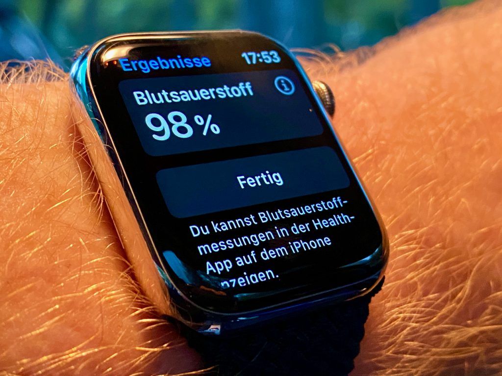 Blutsauerstoffsättigung messen mit der Apple Watch Series 6: Im Test funktionierte das sehr zuverlässig. Foto: Sascha Tegtmeyer