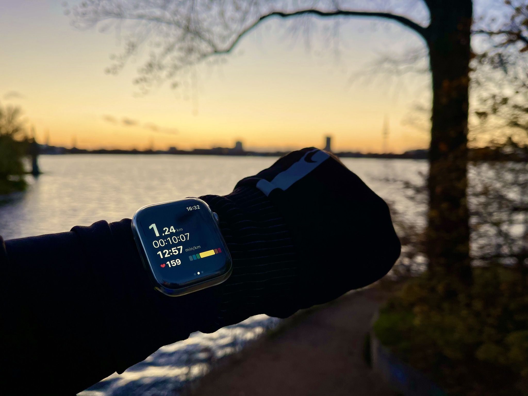 Apple Watch Test della copertura protettiva: esperienza - custodia  d'obbligo?