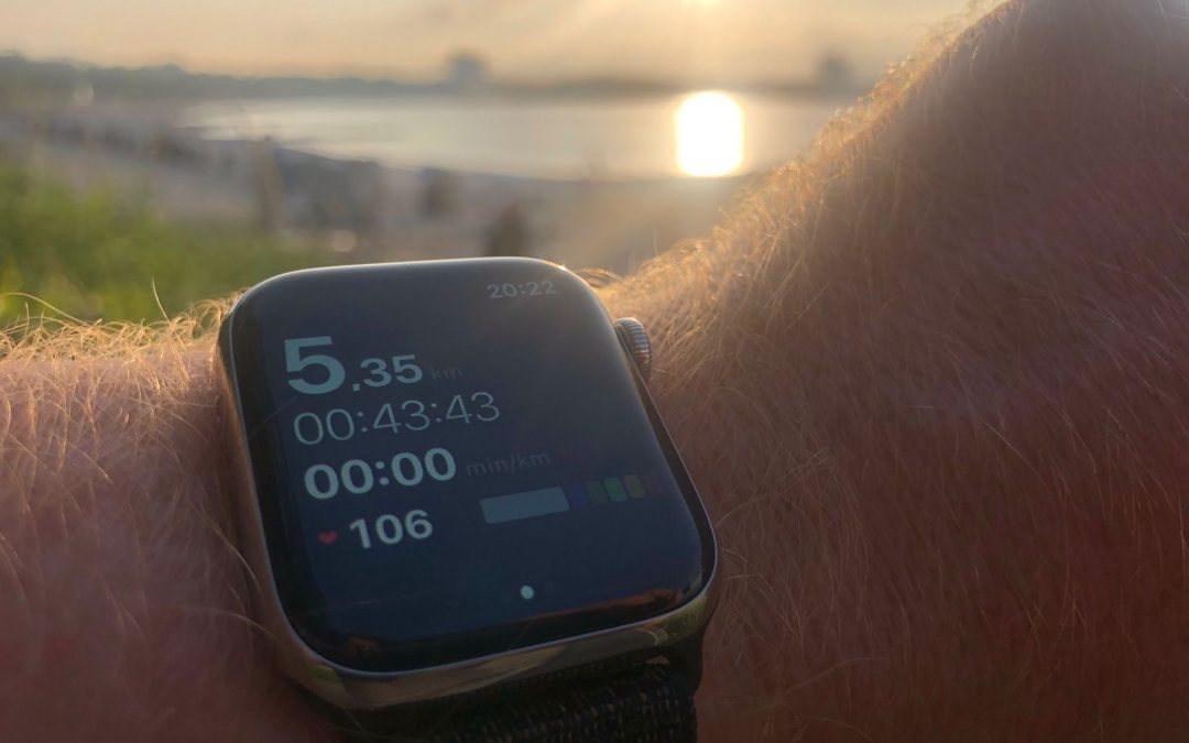 Mit Smartwatch abnehmen Erfahrungsbericht – So purzeln die Kilos mit Sportuhr
