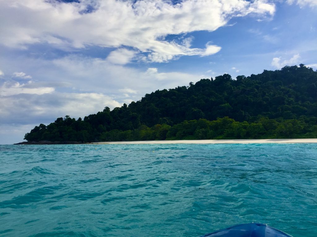 Thailand diving safari experiences Photo: Sascha Tegtmeyer