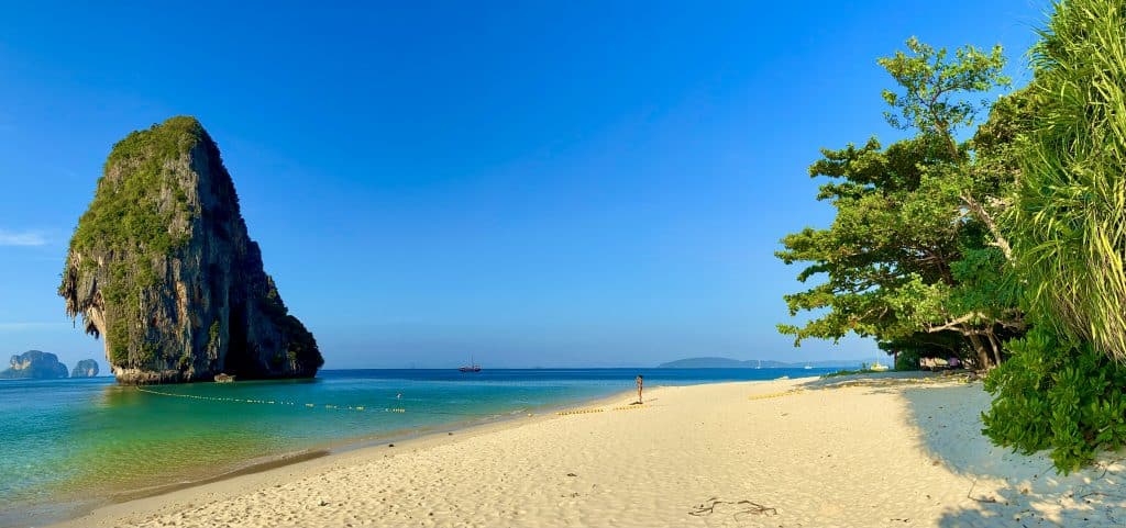 Phra Nang Beach: dit strand op loopafstand tegenover Rai Leh is een van de mooiste stranden van Thailand. Foto: Sascha Tegtmeyer