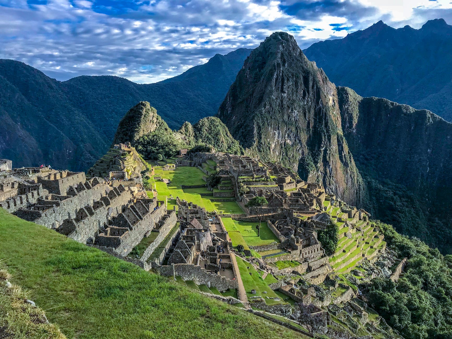 photo of machu picchuMachu Picchu ist ein wahrhaft magischer Ort.