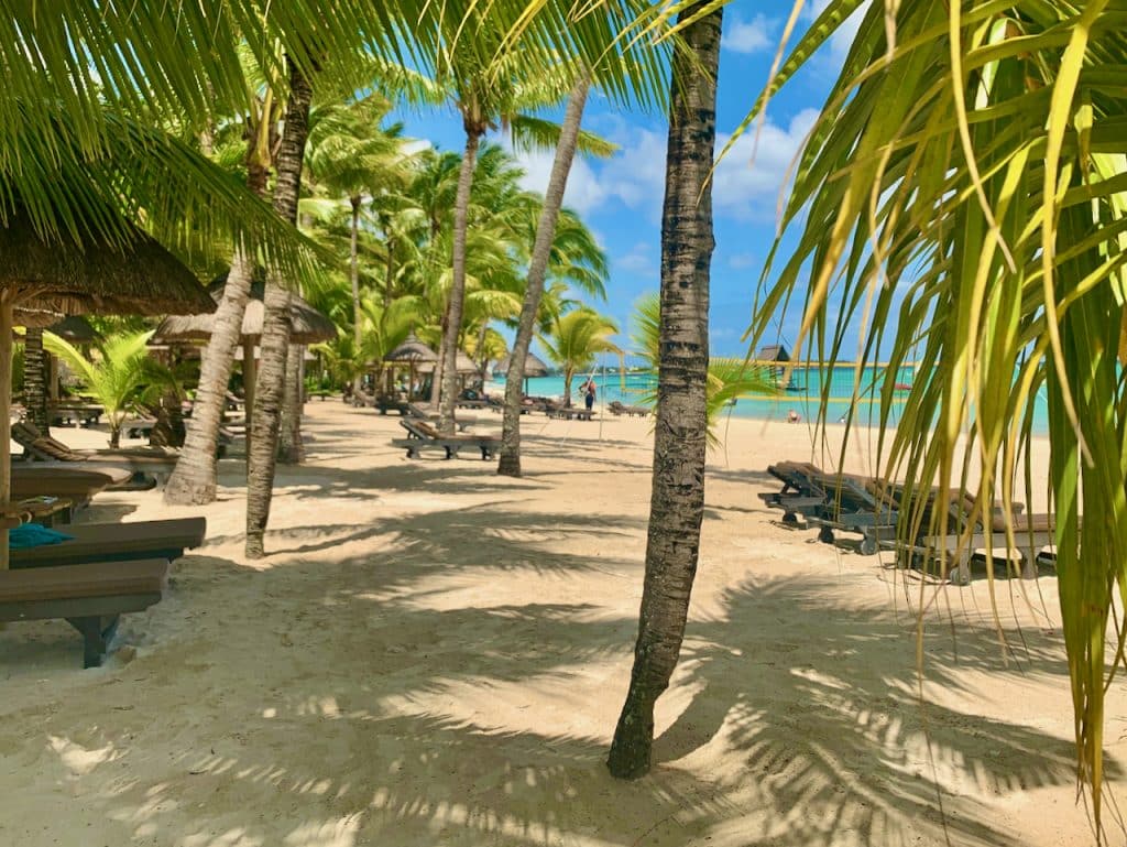 Everywhere in Mauritius you will find beautiful beaches that invite you to relax and dream - like here in Trou aux Biches. Photo: Sascha Tegtmeyer