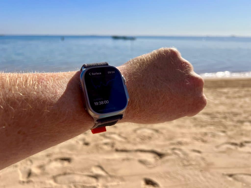 De Apple Watch Ultra is een volwaardige duikcomputer met de Oceanic+ app - hier wordt het oppervlakte-interval weergegeven. Foto: Sascha Tegtmeyer Apple Watch Ultraduiktest & Ervaringen