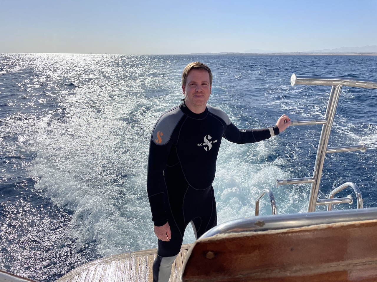 Ik voelde me erg op mijn gemak bij Scuba World Divers en heb een paar onvergetelijke duiken gemaakt met de duikaanbieder. Scuba World Divers Soma Bay Duiken Soma Bay Ervaringen ReviewIMG_3696