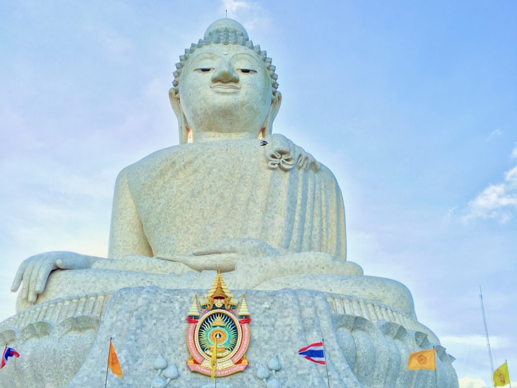 De Grote Boeddha van Phuket is een gebouw dat bijna onwerkelijk lijkt. Foto: Sascha Tegtmeyer